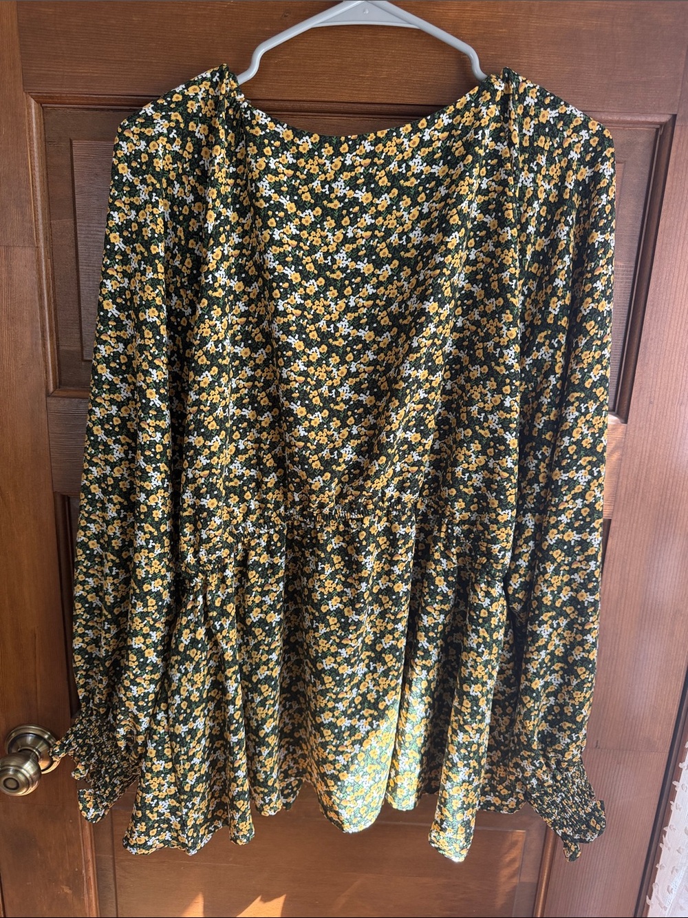 FLORAL LONG SLEEVE TIE FRONT BLOUSE - Picture 5 of 5